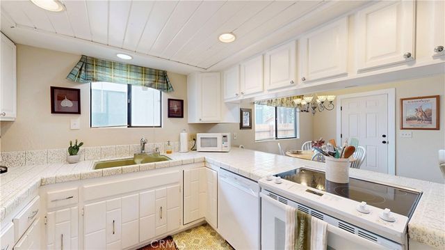 301 E Angeles, Big Bear City, CA 92314
