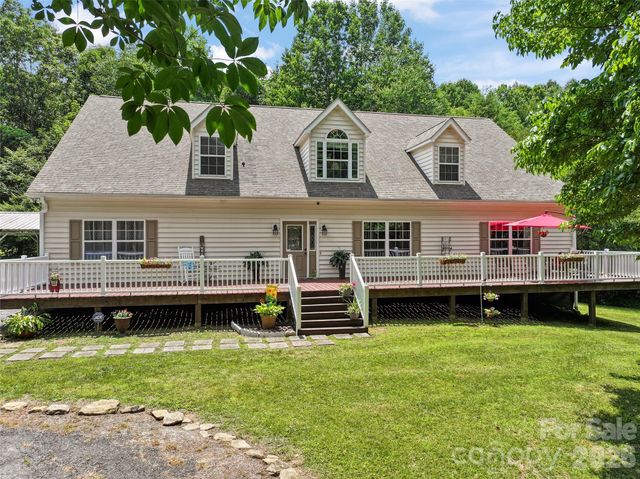 165 Sequoyah Drive, Waynesville, NC 28785