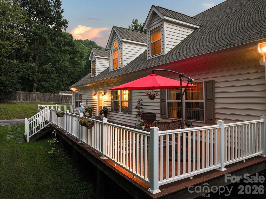 165 Sequoyah Drive, Waynesville, NC 28785