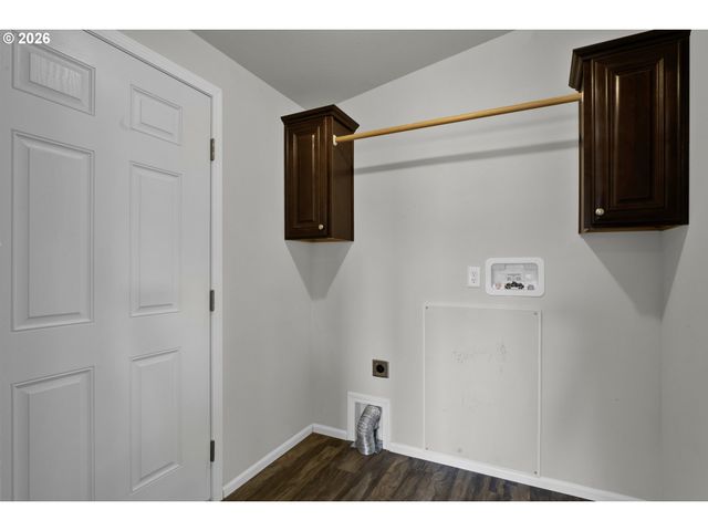 310 PITNEY Ln 71, Junction City, OR 97448