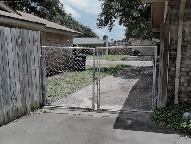 5026 Eider Dr, Corpus Christi, TX 78413