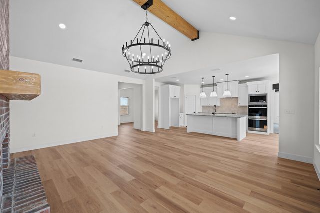 5423 County Road 6100, Lubbock, TX 79415