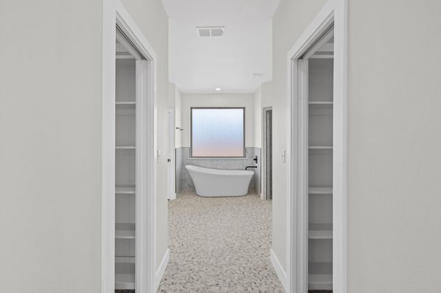 5423 County Road 6100, Lubbock, TX 79415