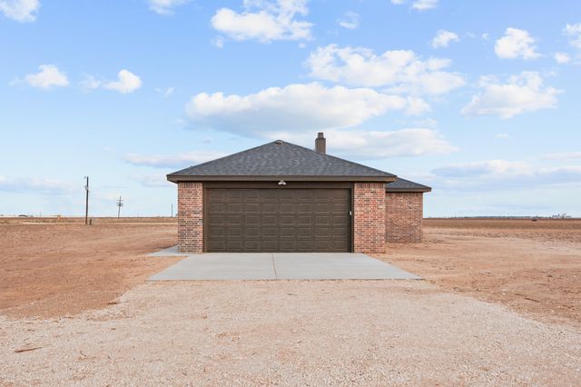 5423 County Road 6100, Lubbock, TX 79415