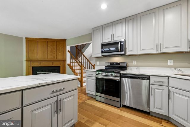 10628 ALISON DR, Burke, VA 22015
