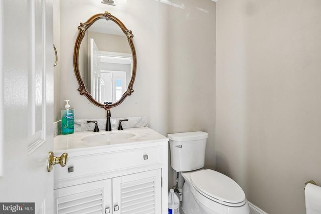 10628 ALISON DR, Burke, VA 22015