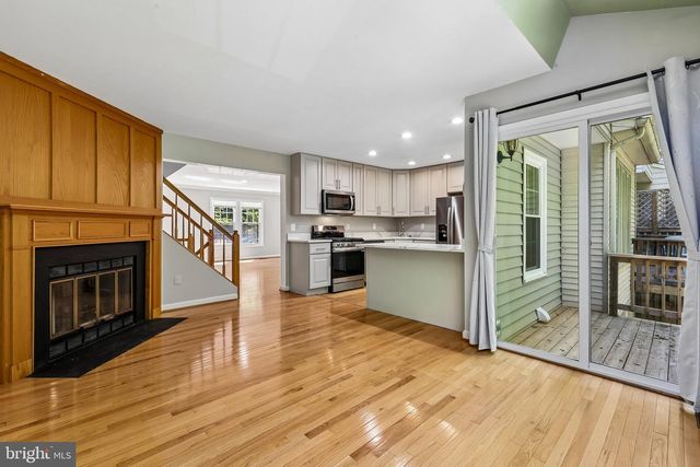 10628 ALISON DR, Burke, VA 22015