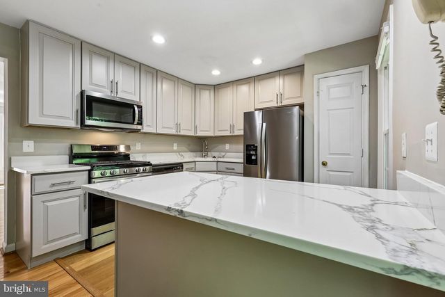 10628 ALISON DR, Burke, VA 22015
