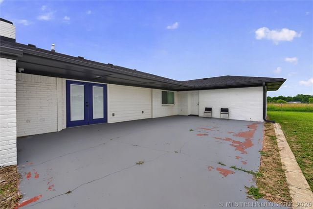 11736 E 450 Road, Claremore, OK 74017