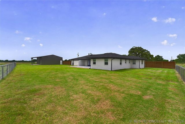 11736 E 450 Road, Claremore, OK 74017