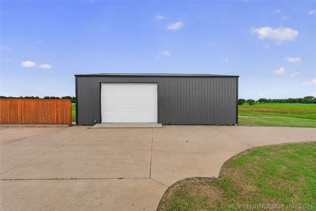 11736 E 450 Road, Claremore, OK 74017