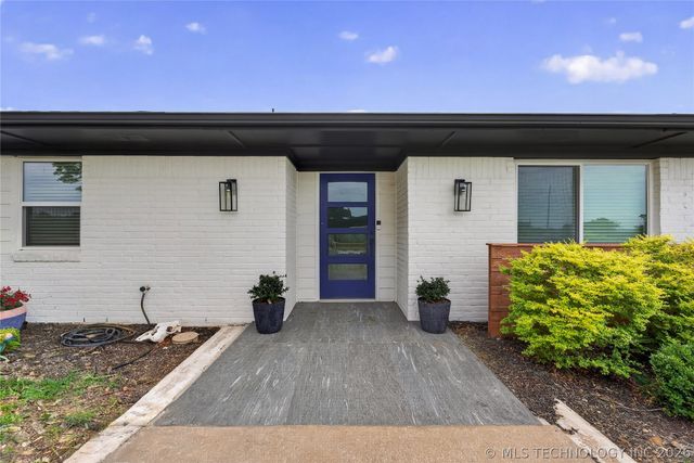 11736 E 450 Road, Claremore, OK 74017