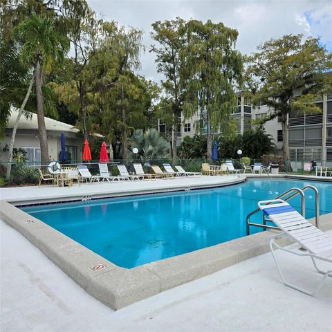 4898 NW 29th Court 412, Lauderdale Lakes, FL 33313