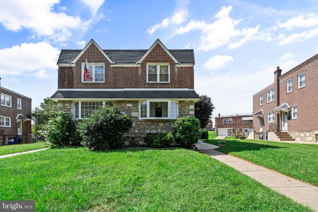 8010 LEXINGTON AVE, PHILADELPHIA, PA 19152 — photo 3