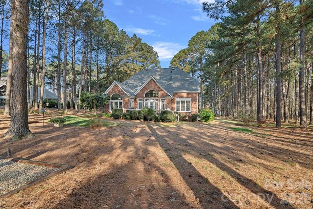 173 Yadkin Falls Road, New London, NC 28127
