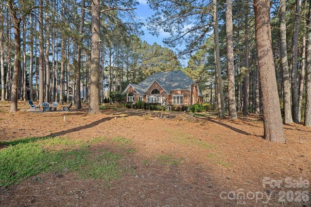 173 Yadkin Falls Road, New London, NC 28127