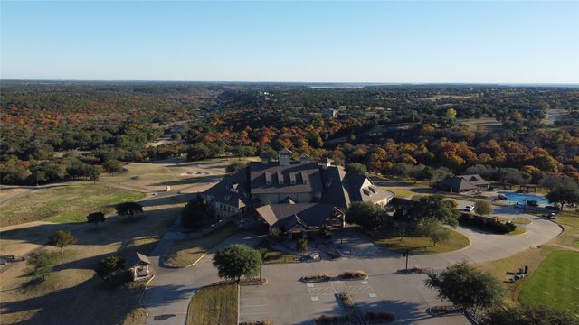 8213 Fullerton Drive, Cleburne, TX 76033