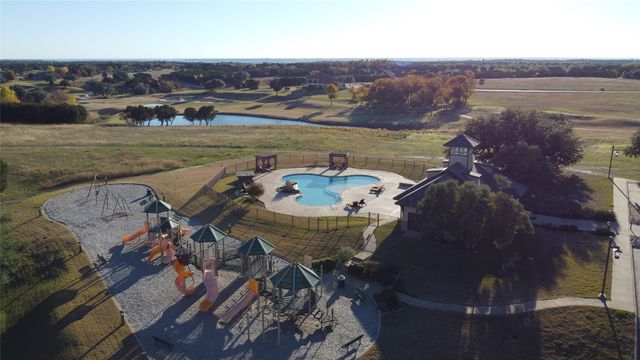 8213 Fullerton Drive, Cleburne, TX 76033