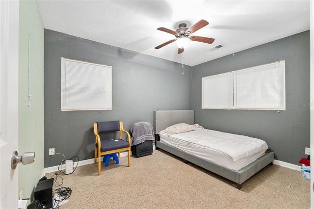 305 NW 34TH STREET, Gainesville, FL 32607