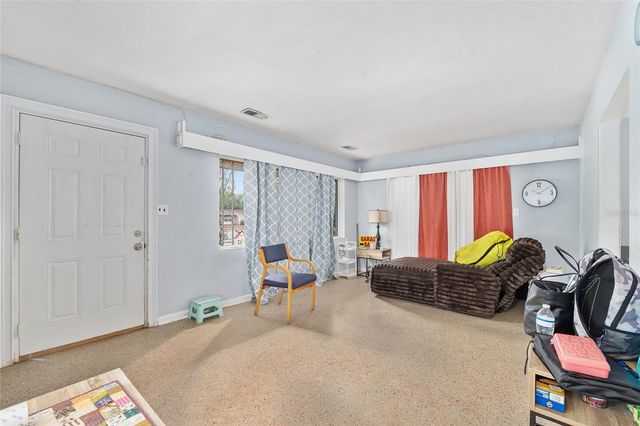 305 NW 34TH STREET, Gainesville, FL 32607