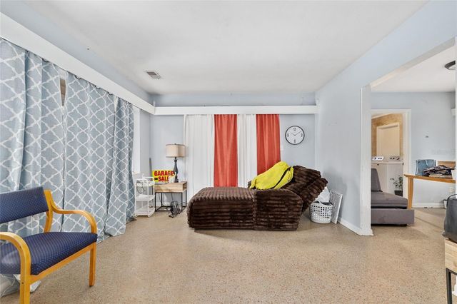 305 NW 34TH STREET, Gainesville, FL 32607