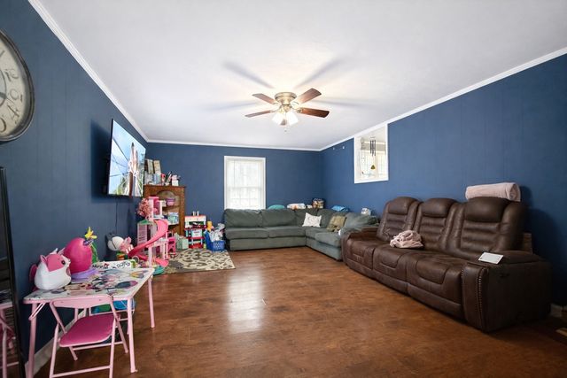 7283 McMinnville Hwy, Doyle, TN 38559