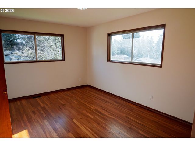 2085 Sw ROXBURY Ave, Portland, OR 97225