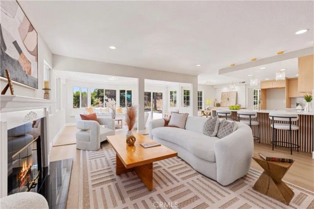 1941 N Onyx, Walnut, CA 91789