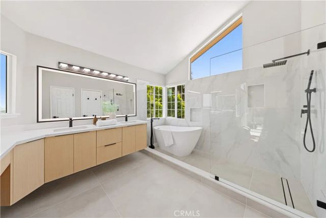 1941 N Onyx, Walnut, CA 91789