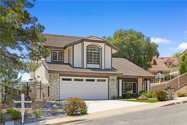 1941 N Onyx, Walnut, CA 91789