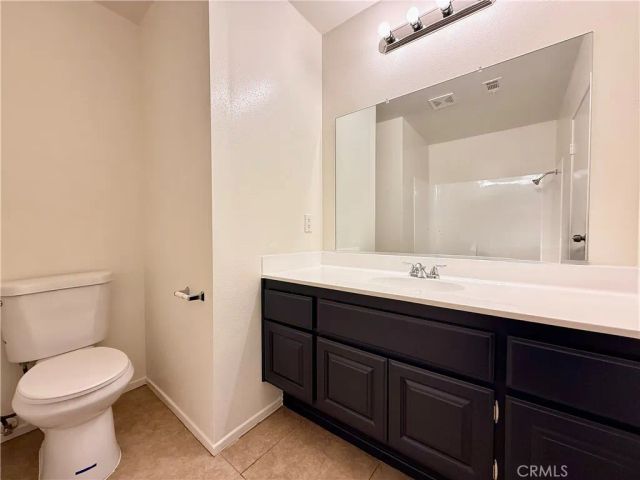 17365 Newmont, Lancaster, CA 93535