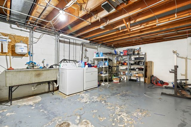 801 N Alann Drive, Joliet, IL 60435