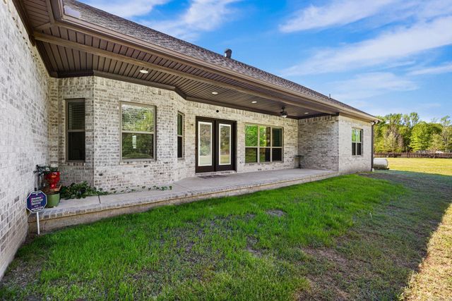 405 Sandy Creek Drive, Ward, AR 72176