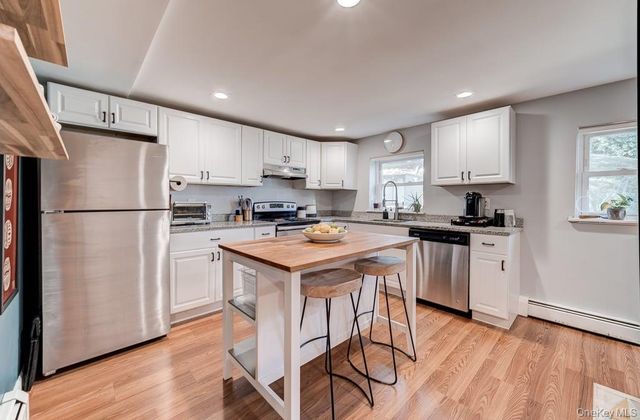 4 Forge Gate Drive F3, Cold Spring, NY 10516