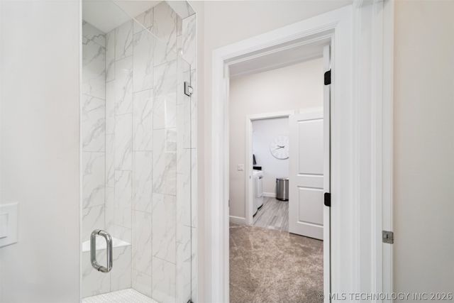 7201 N Hawthorne Lane, Owasso, OK 74055