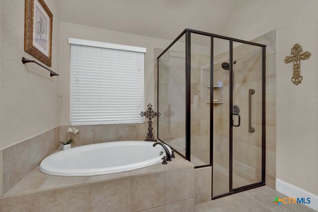 595 Oak Brook Drive, New Braunfels, TX 78132