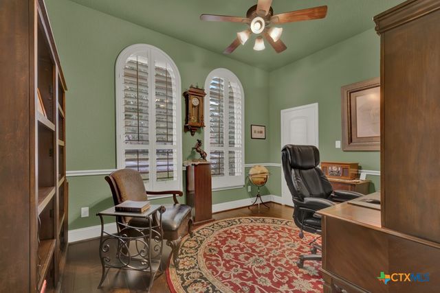 595 Oak Brook Drive, New Braunfels, TX 78132