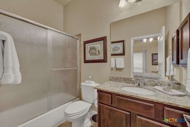 595 Oak Brook Drive, New Braunfels, TX 78132