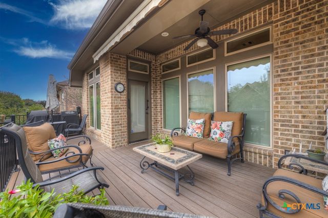 595 Oak Brook Drive, New Braunfels, TX 78132