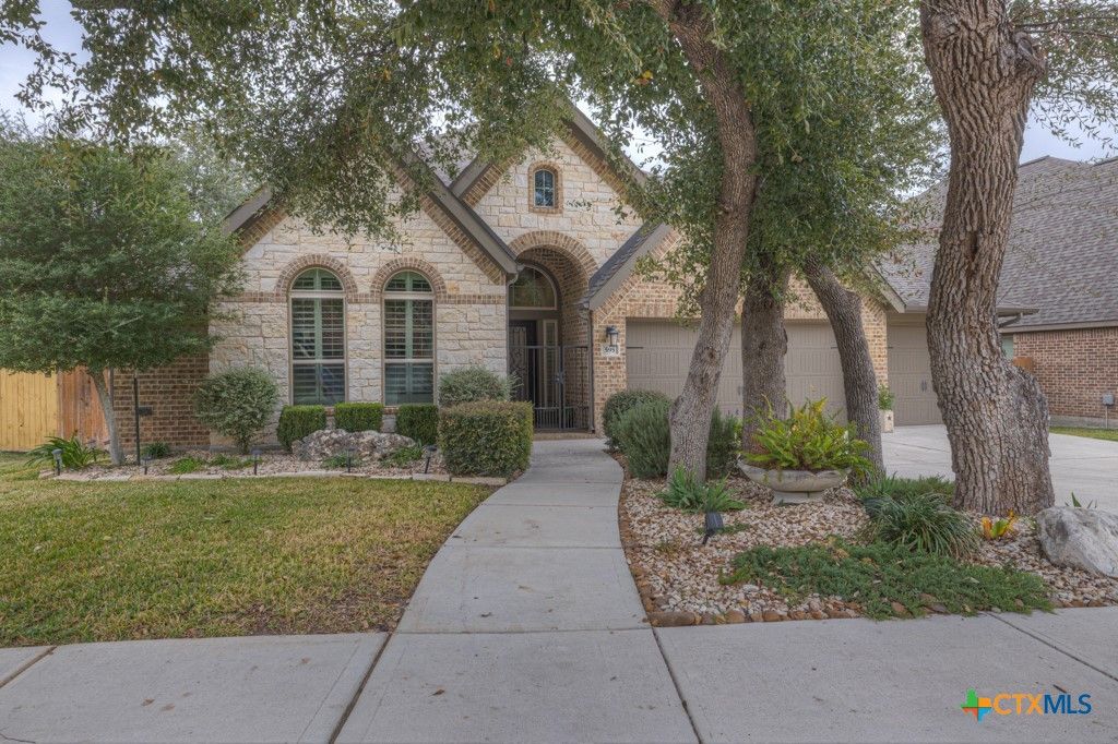 595 Oak Brook Drive, New Braunfels, TX 78132