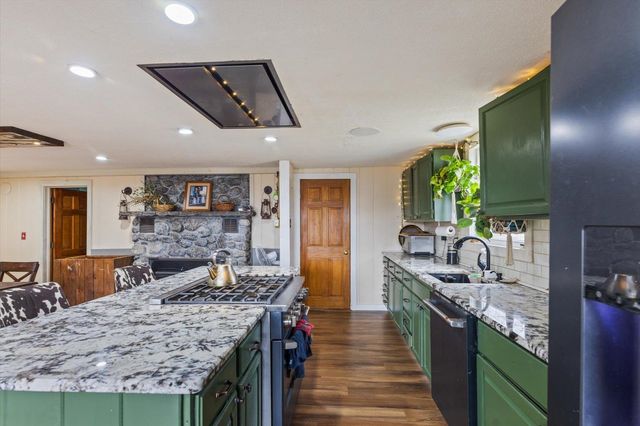 67 Lang Road, Washington, NH 03280