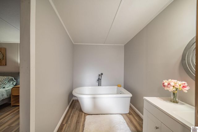 243 Shelton Ln., Hardin, KY 42048