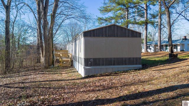 243 Shelton Ln., Hardin, KY 42048