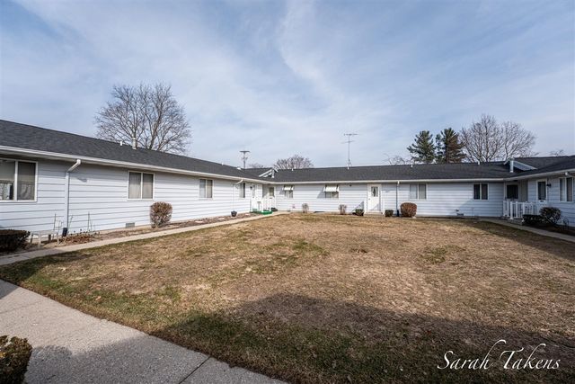 5640 Leisure South Drive 34, Grand Rapids, MI 49548