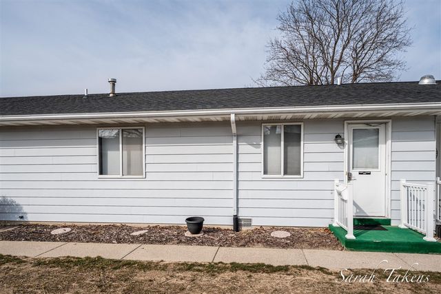 5640 Leisure South Drive 34, Grand Rapids, MI 49548