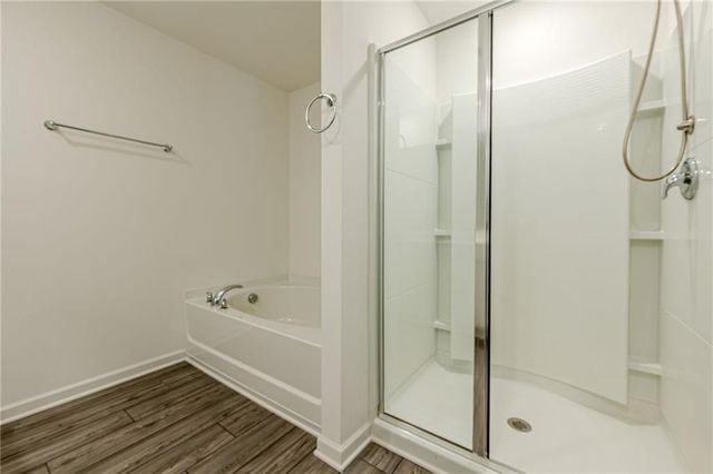 628 Isom Walk, Suwanee, GA 30024