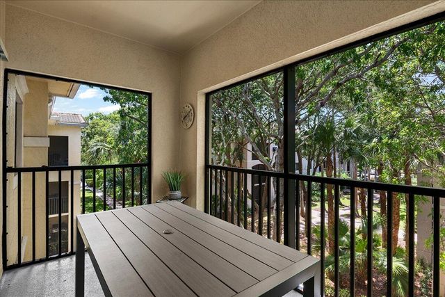 3020 Alcazar Place 308, Palm Beach Gardens, FL 33410