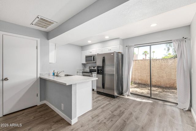 1077 W 1ST Street 106, Tempe, AZ 85281