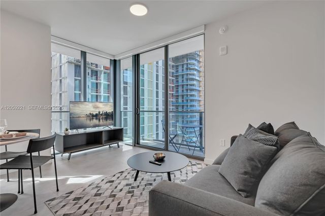 121 NE 5th St 1808, Miami, FL 33132