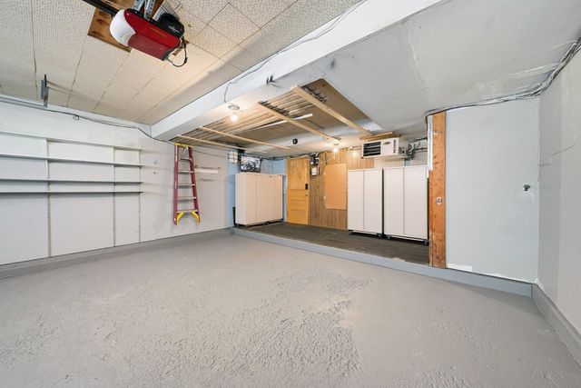 1101 S LAVERGNE Drive, Mount Prospect, IL 60056